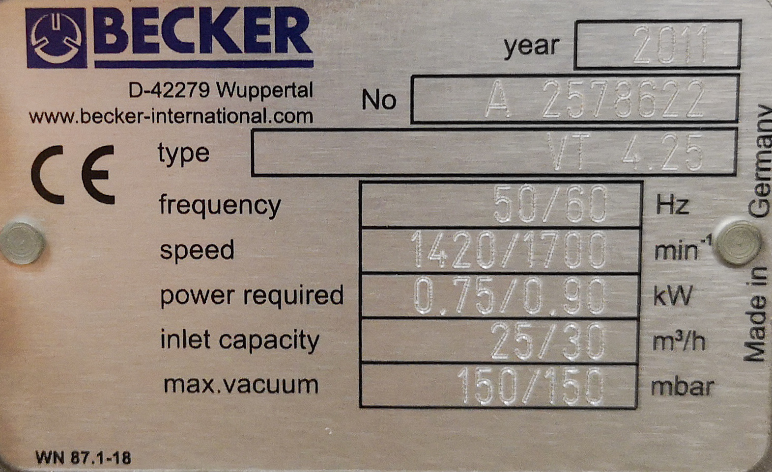 12970 BECKER DRY RUNNING CARBON VANE VACUUM PUMP,1Ø,230V,P/N